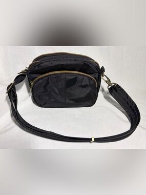Travelon Black Nylon Anti-Theft Crossbody Bag Gold Zippers